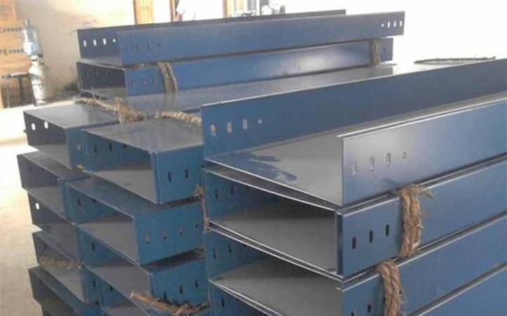 Fiberglass Ladder-Type Cable Trays